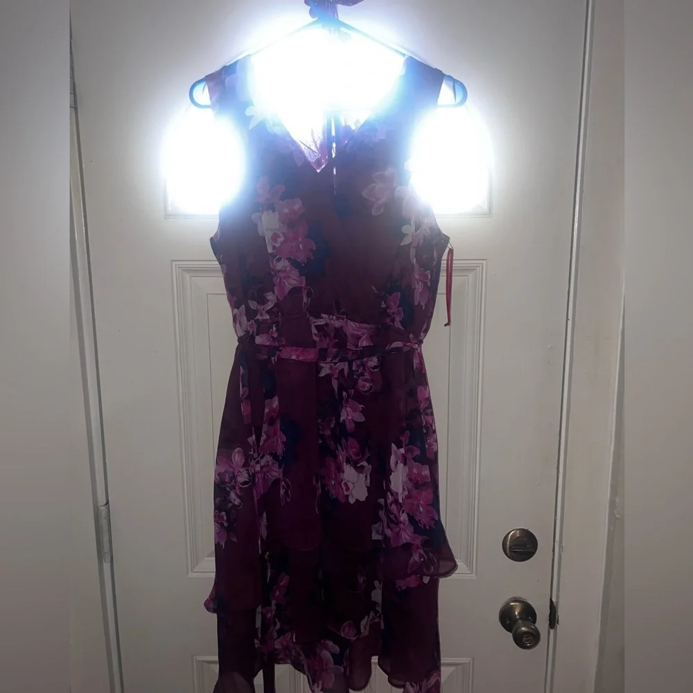 Jennifer Lopez dress size large new w/o tags floral - Picture 9 of 9